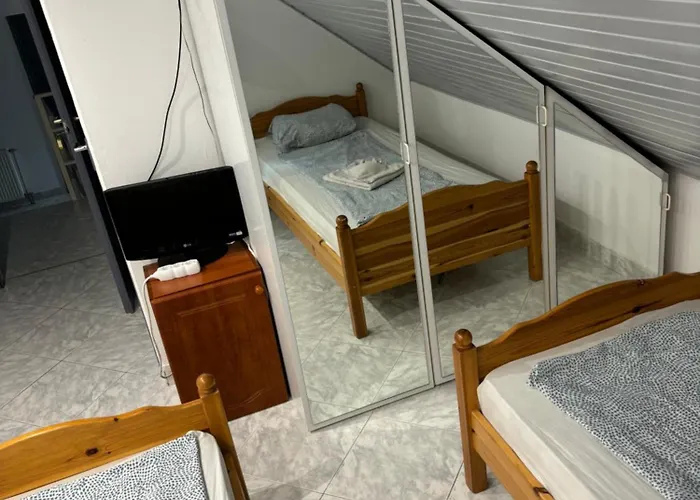 게스트하우스 Lunczer Vendeghaz